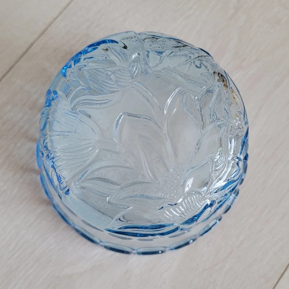 Vintage Retro Ice Blue Glass Bowl Candy Dish floral display  vanity Indonesia - Picture 5 of 5